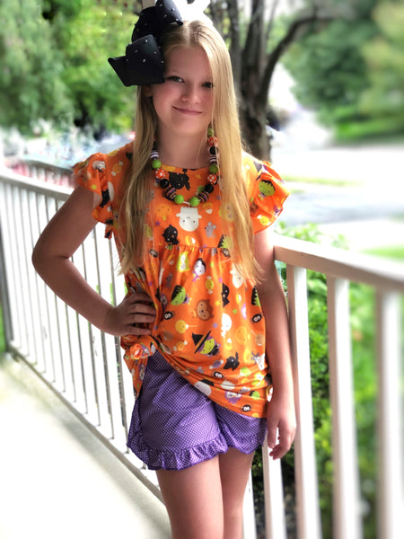 Vintaged Halloween tunic & purple dot shorts